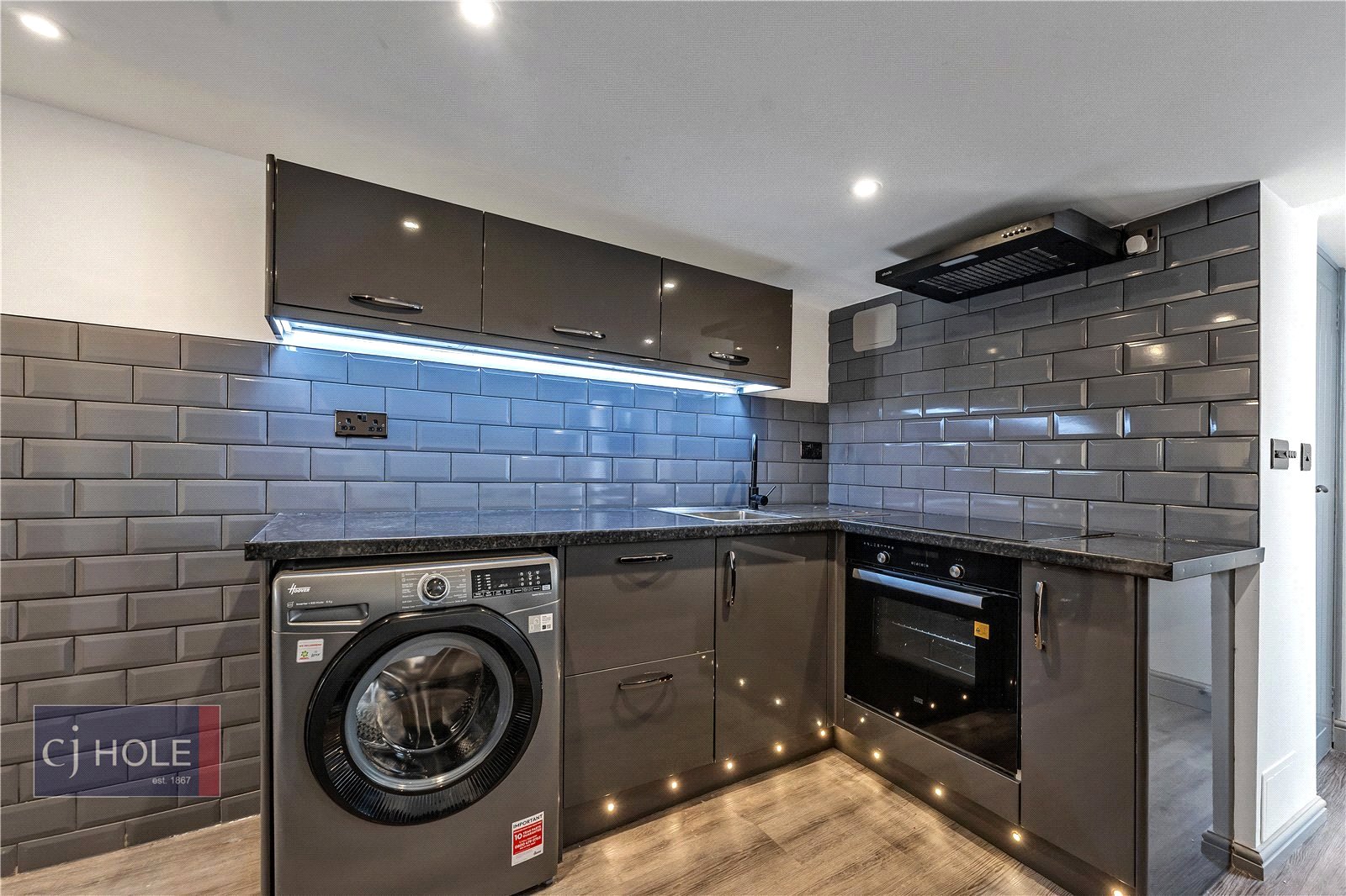 2 bedroom Flat to let in Easton, Bristol, Somerset