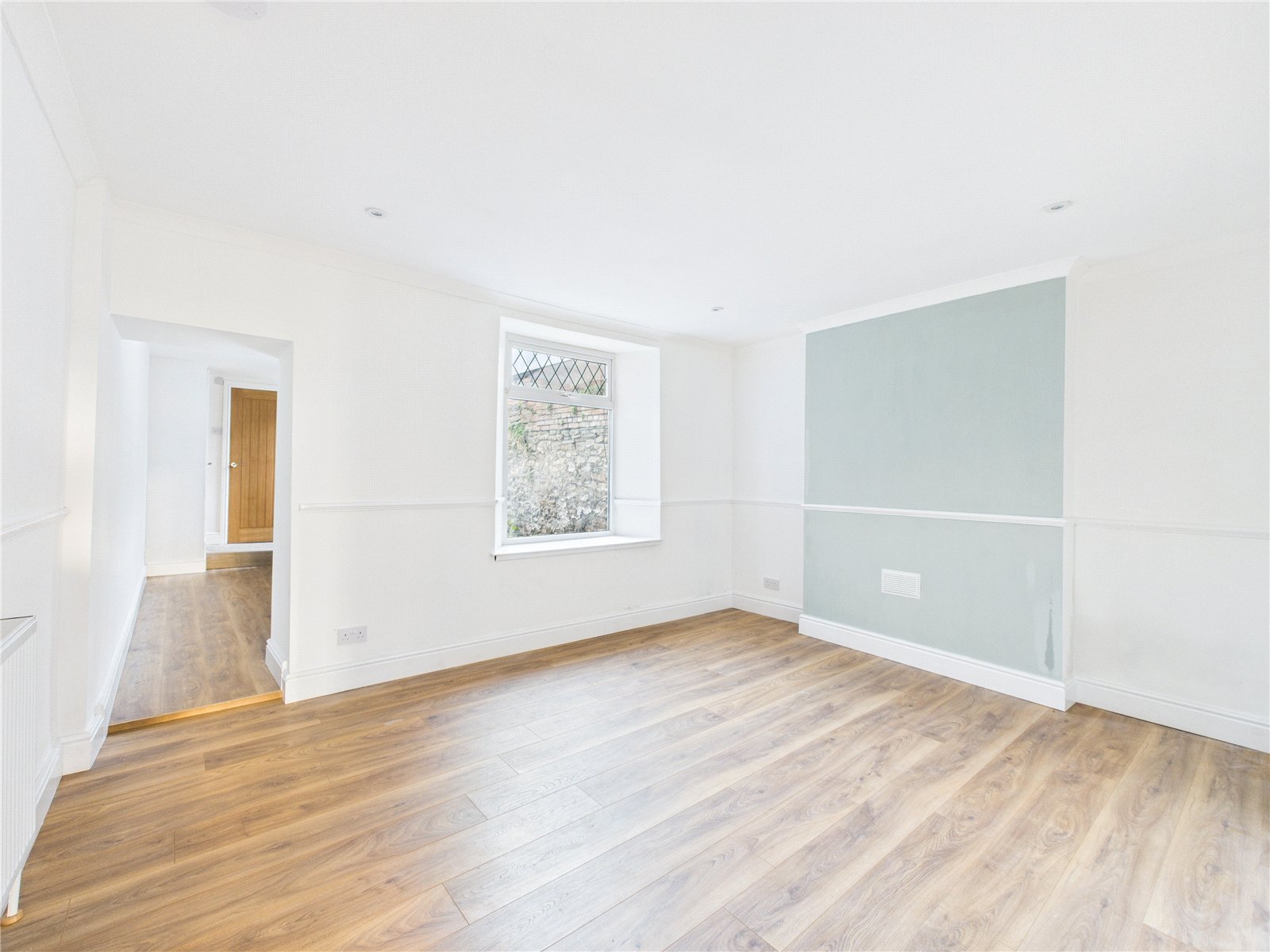 2 bedroom House for sale in St George, Bristol