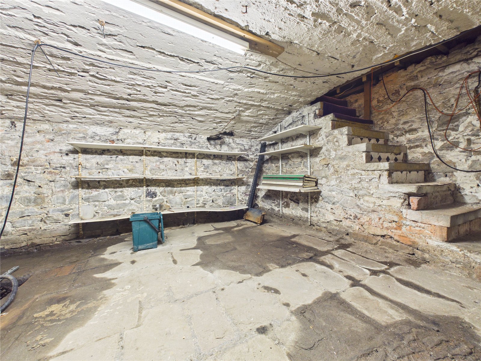2 bedroom House for sale in Kingswood, Bristol