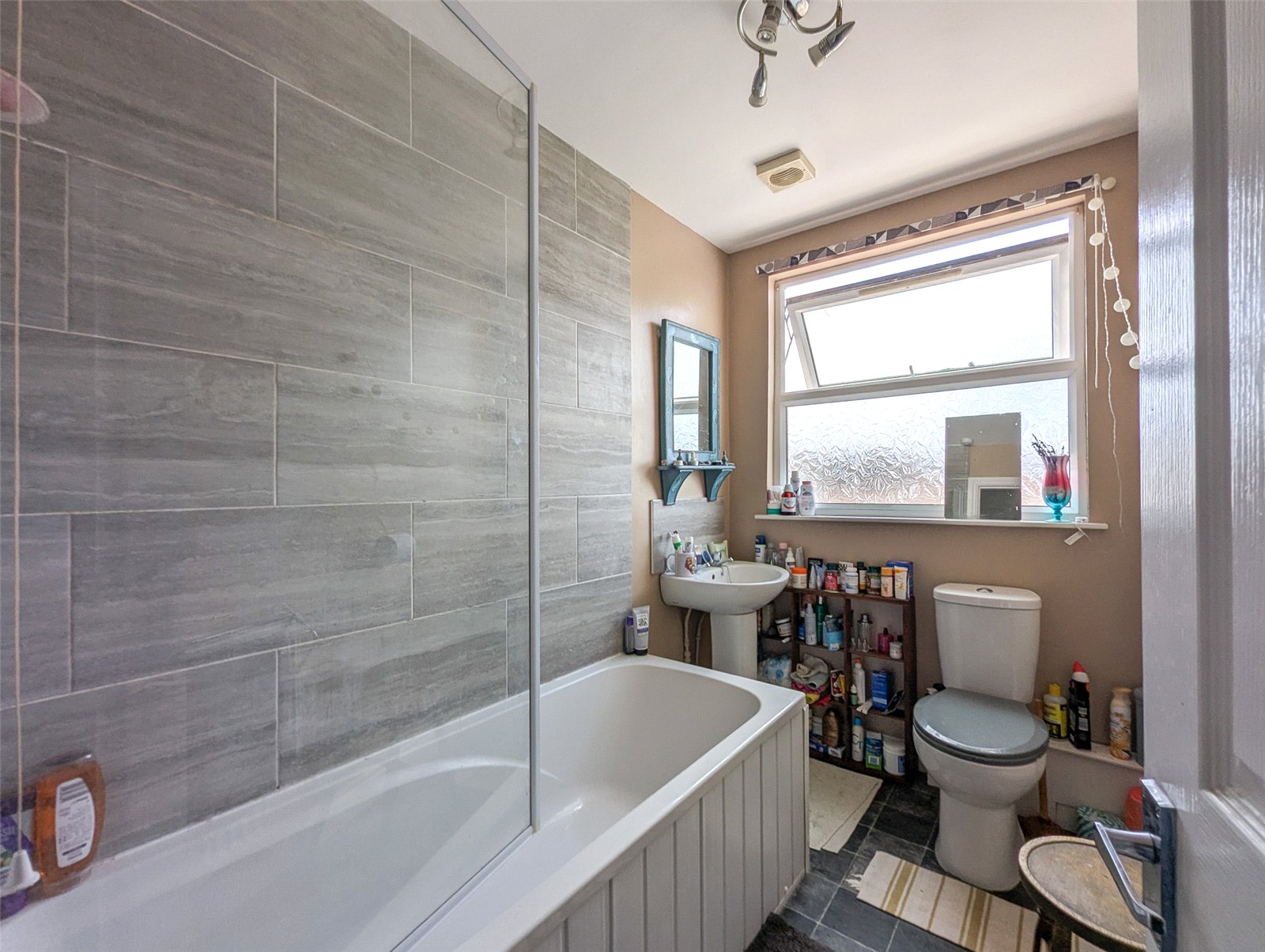 2 bedroom Flat for sale in Kingswood, Bristol