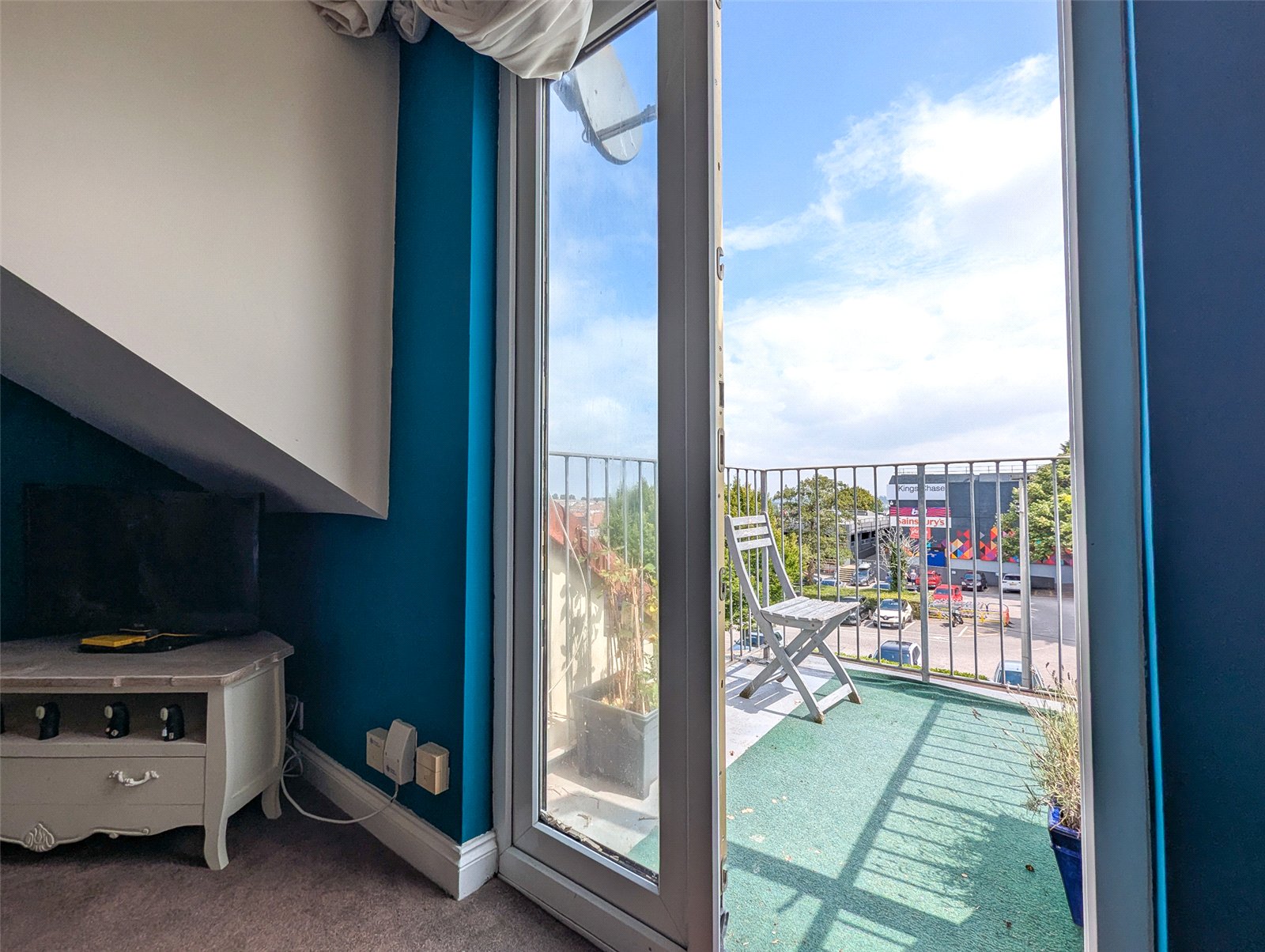 2 bedroom Flat for sale in Kingswood, Bristol