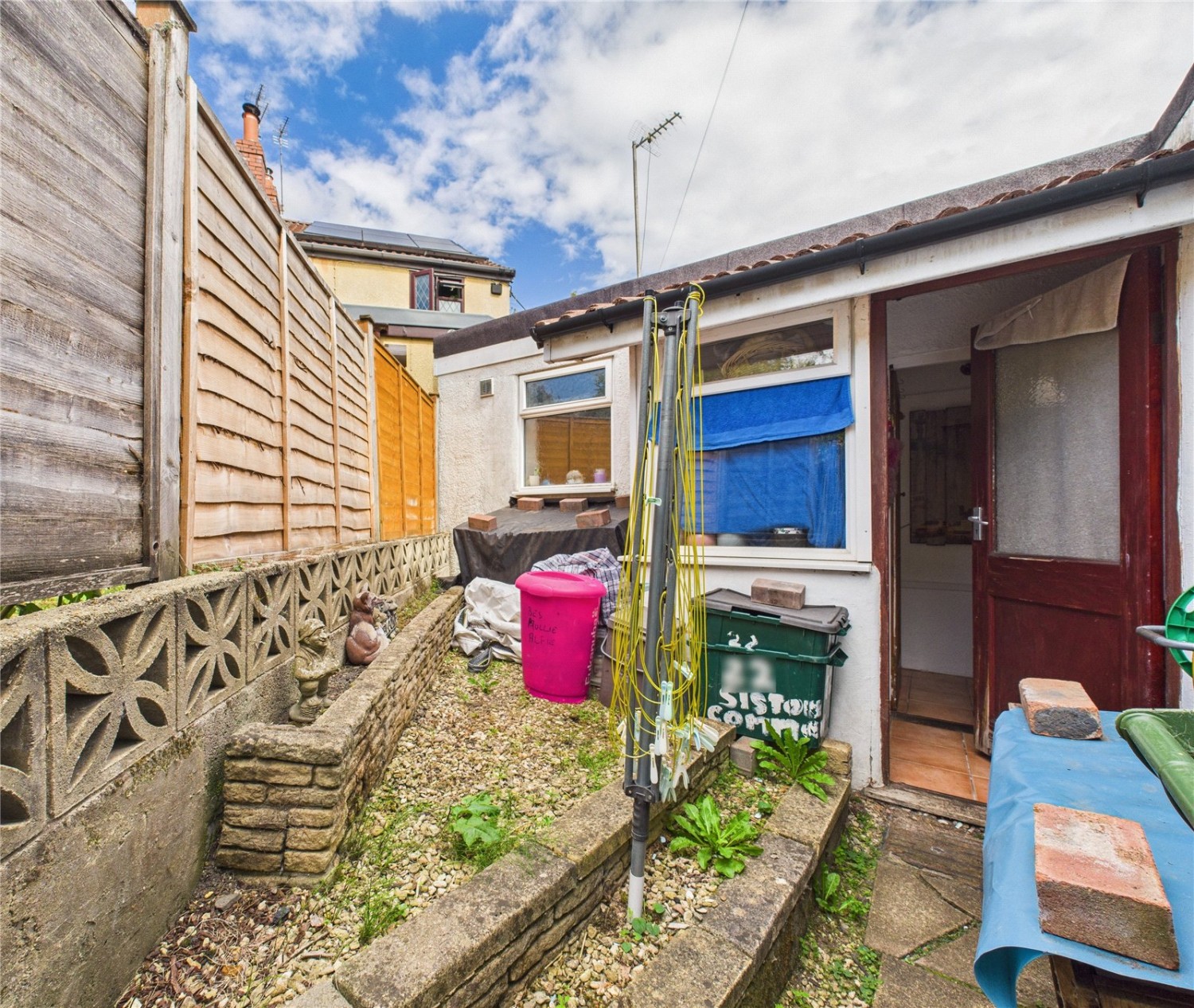 Siston, Bristol