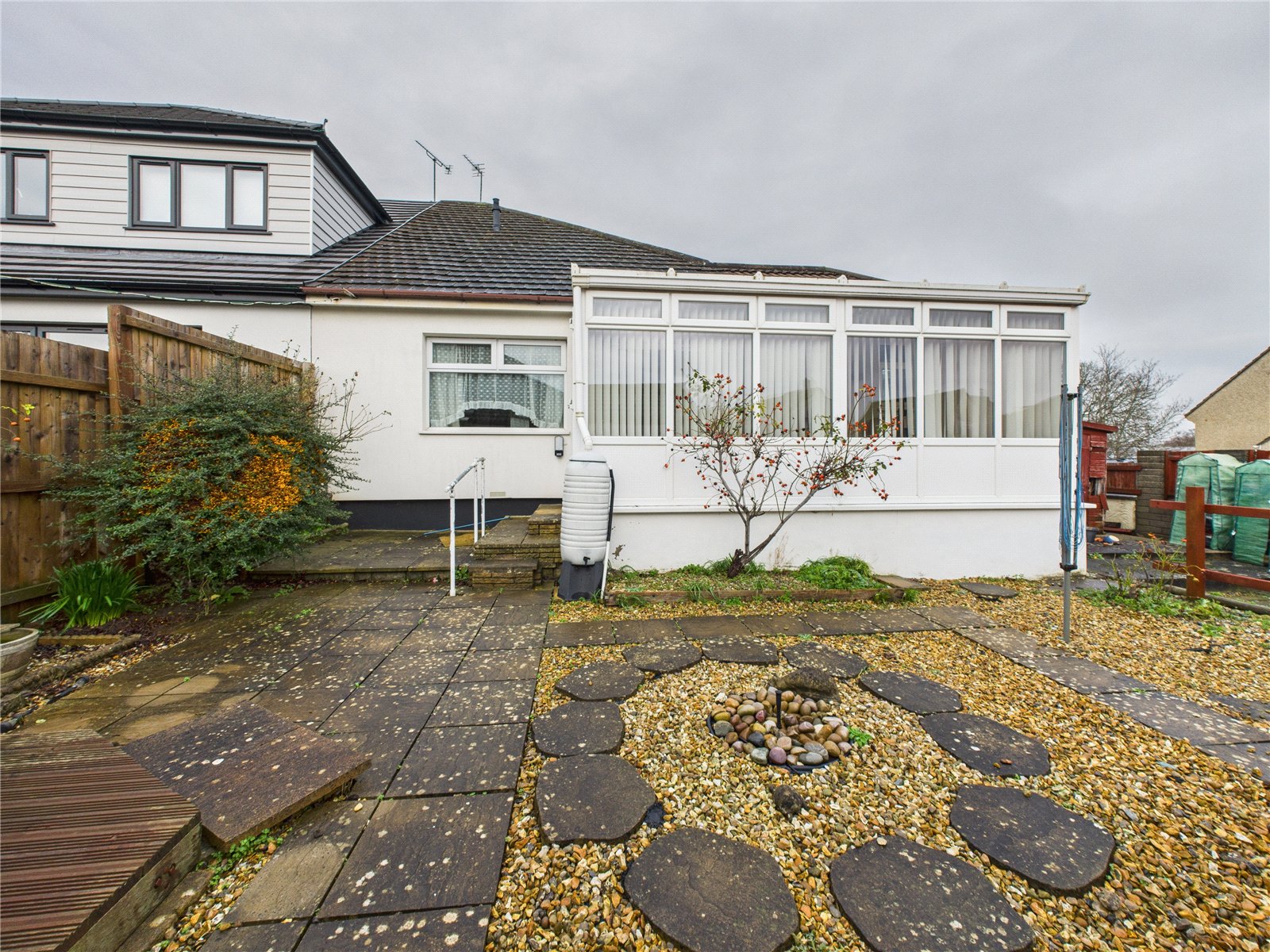2 bedroom Bungalow for sale in Keynsham, Bristol