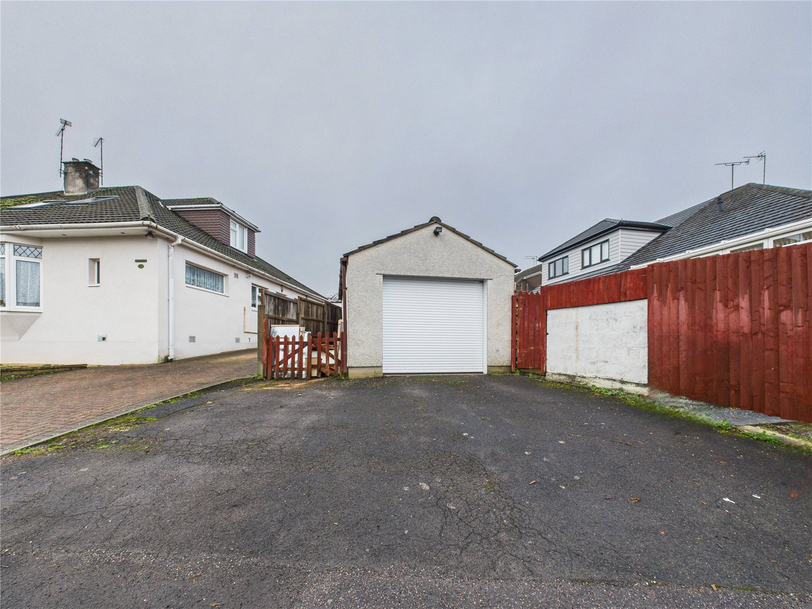 2 bedroom Bungalow for sale in Keynsham, Bristol