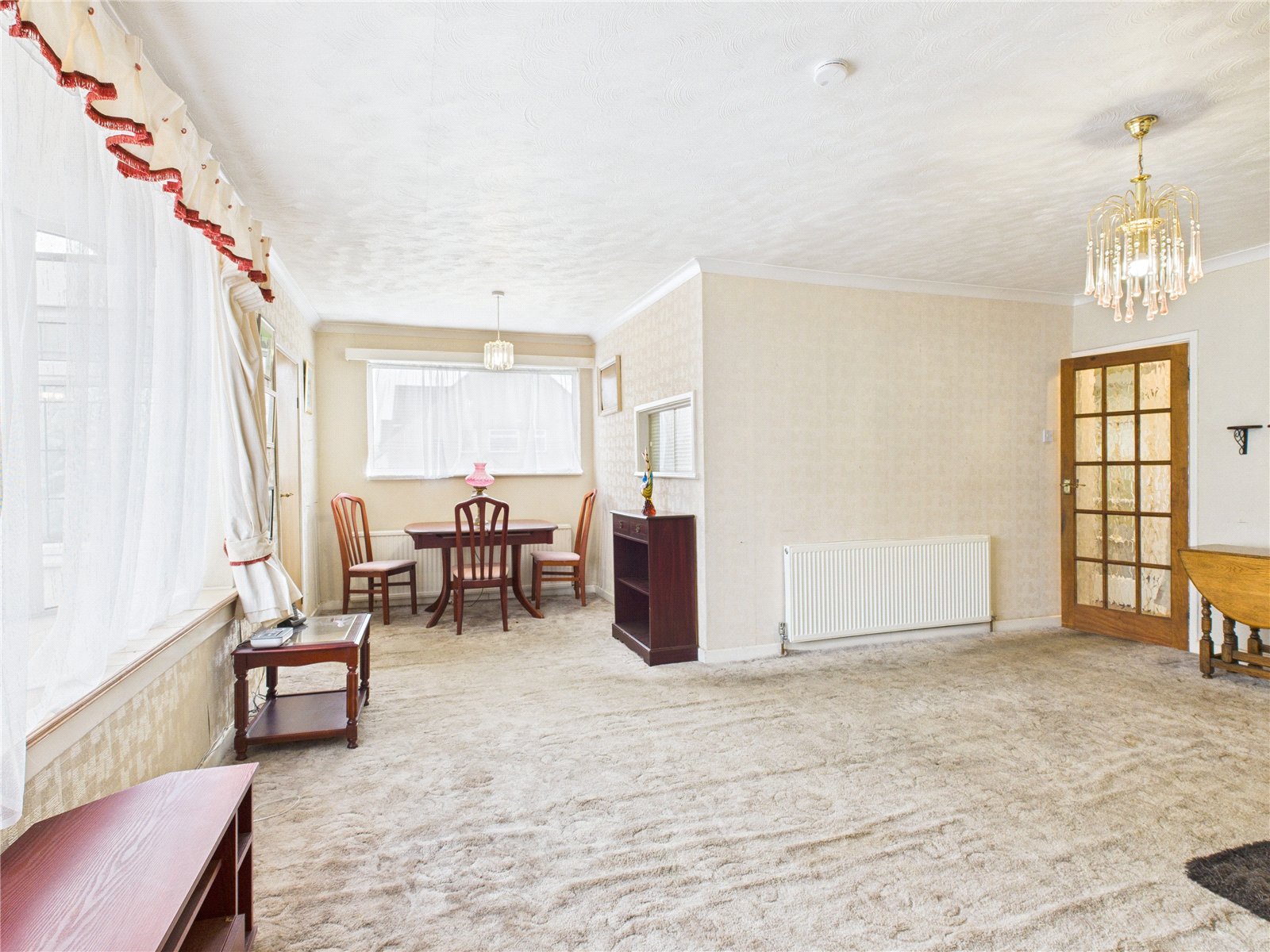 2 bedroom Bungalow for sale in Keynsham, Bristol