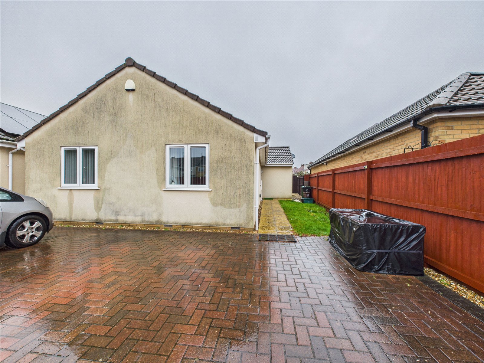 3 bedroom Bungalow for sale in Kingswood, Bristol