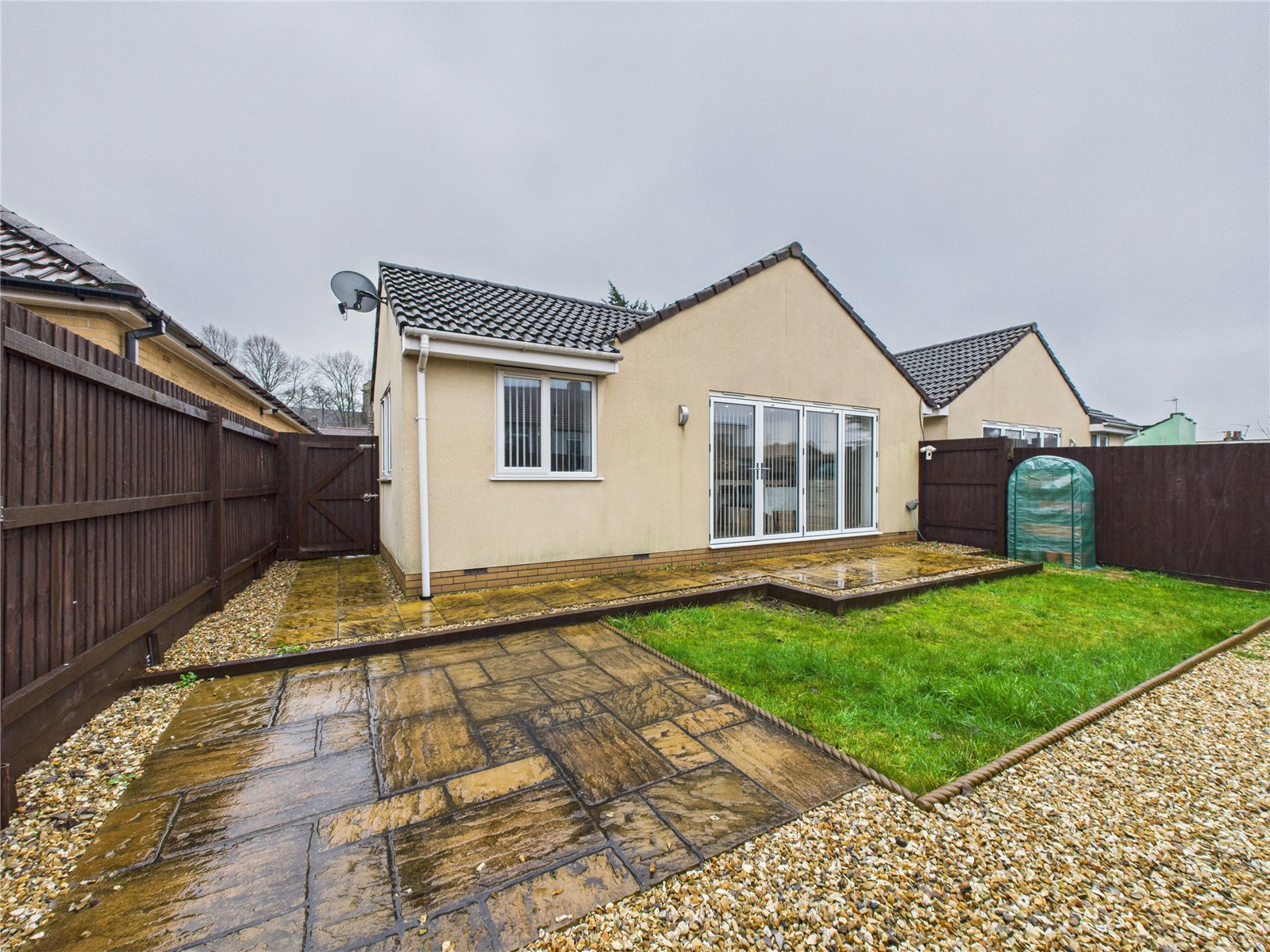 3 bedroom Bungalow for sale in Kingswood, Bristol