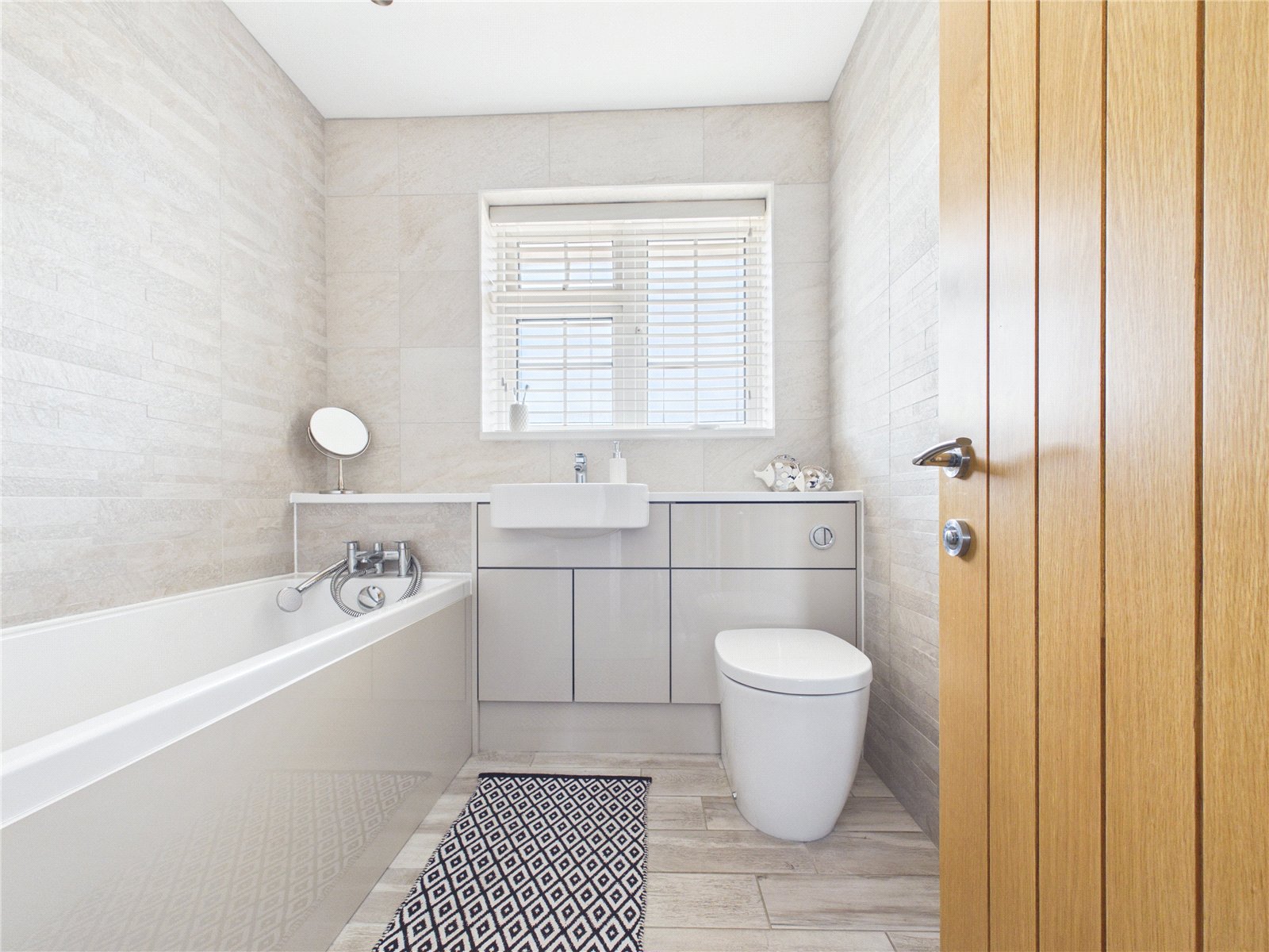 4 bedroom House for sale in Warmley, Bristol