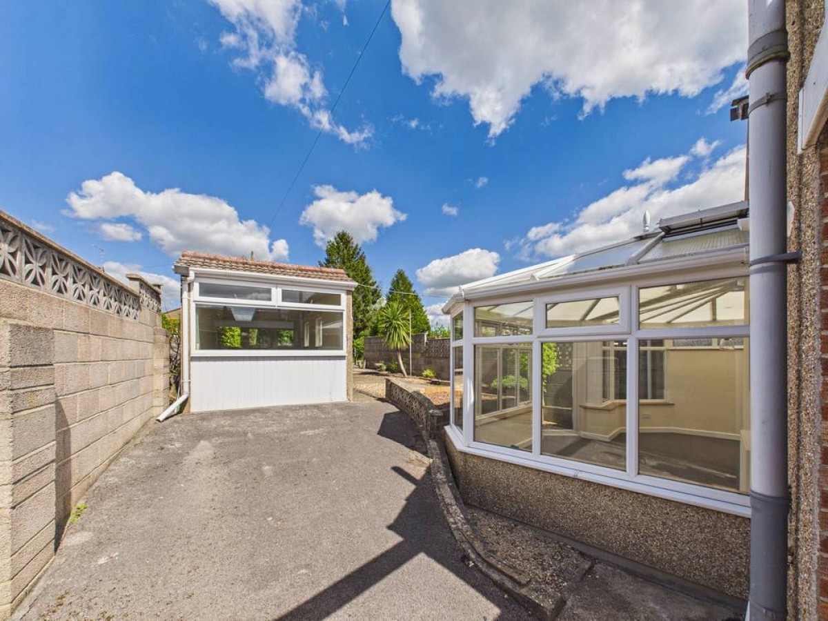 Longwell Green, Bristol