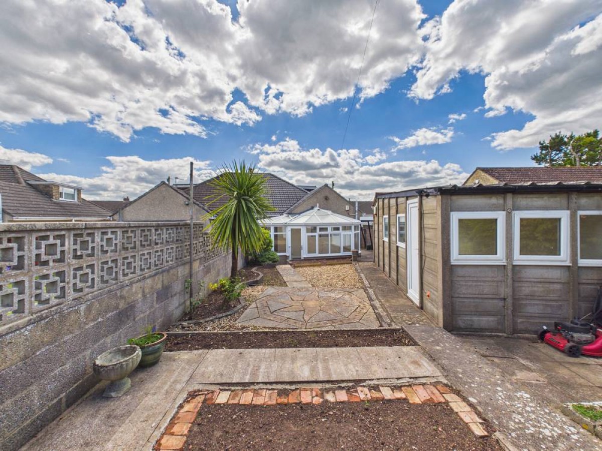 Longwell Green, Bristol