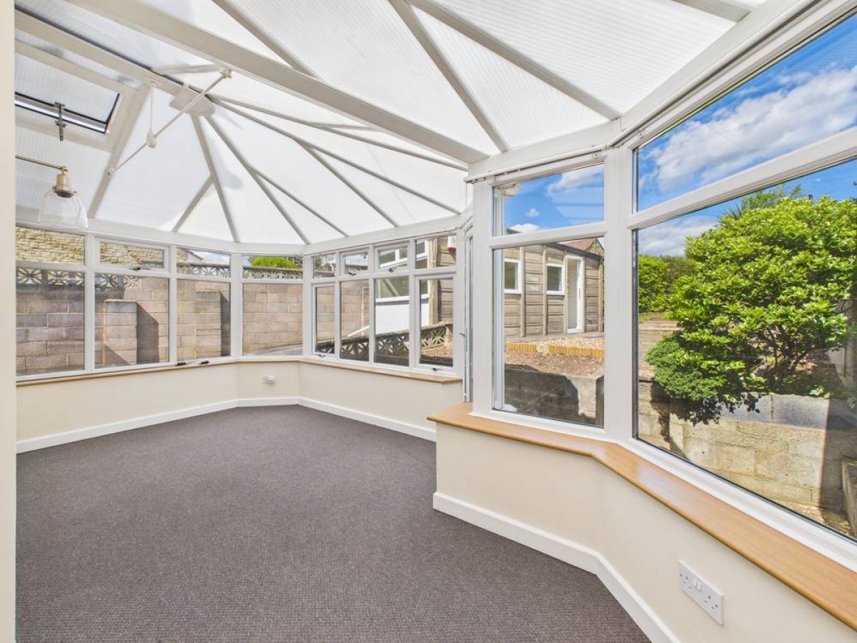 Longwell Green, Bristol