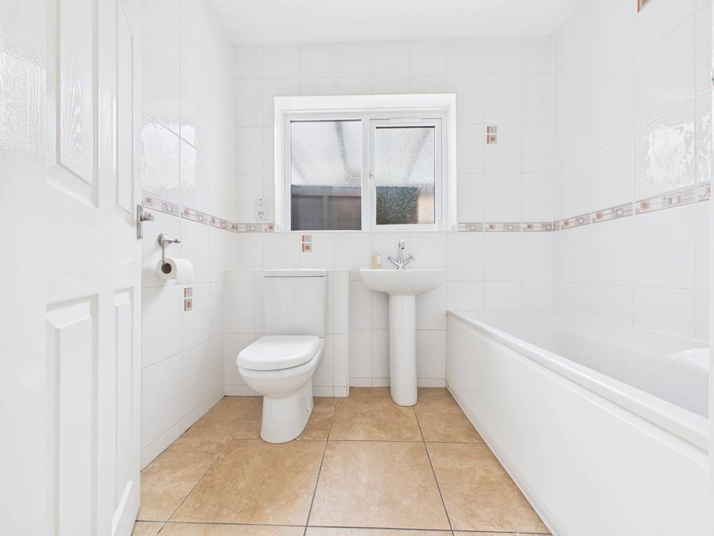 3 bedroom House for sale in Longwell Green, Bristol