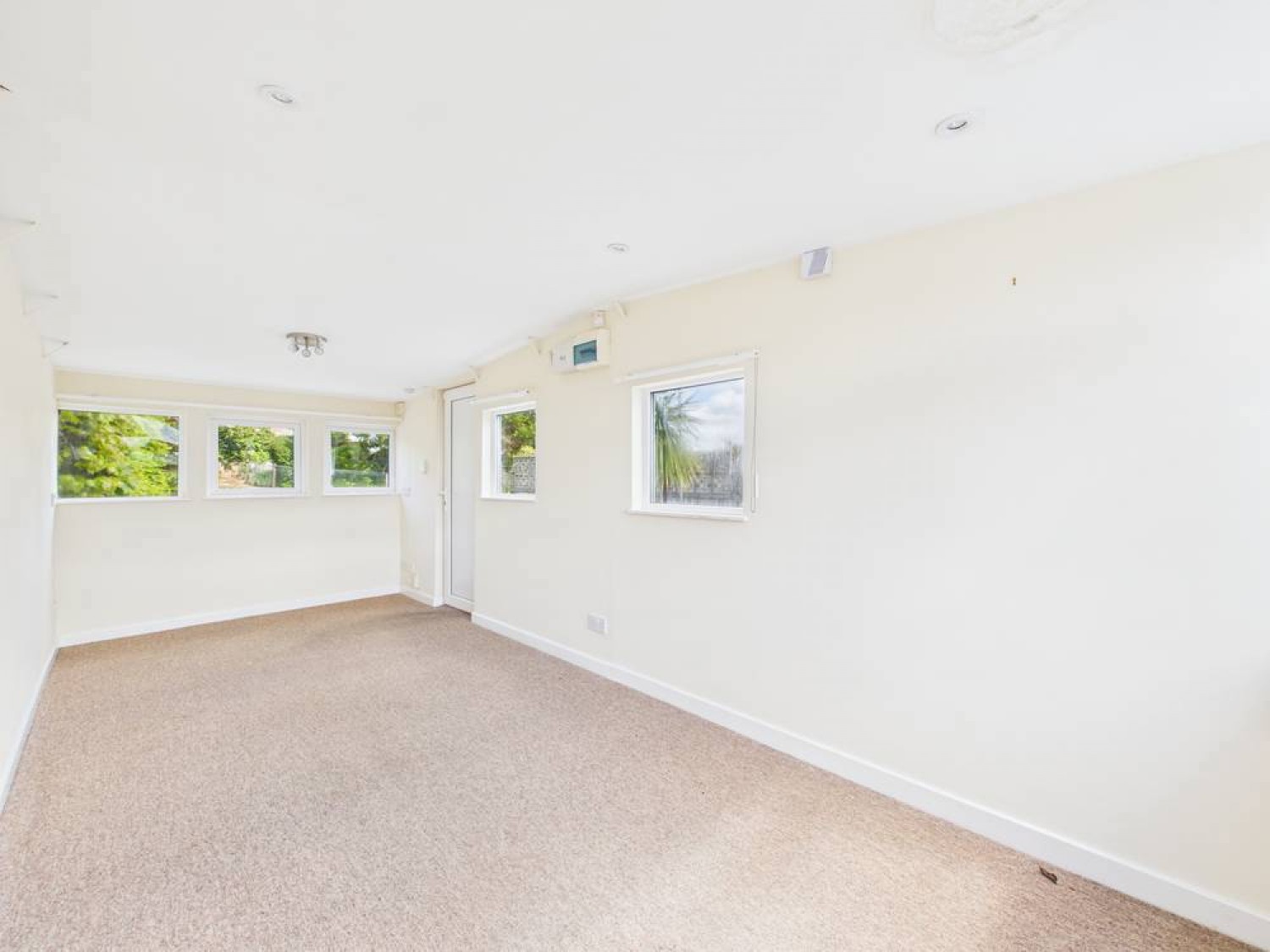 Longwell Green, Bristol