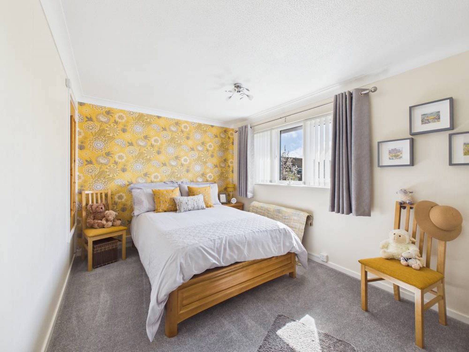 Longwell Green, Bristol