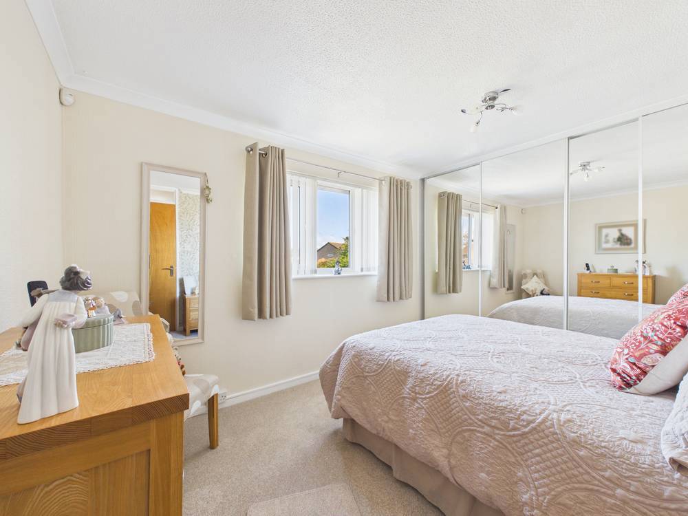 2 bedroom House for sale in Longwell Green, Bristol