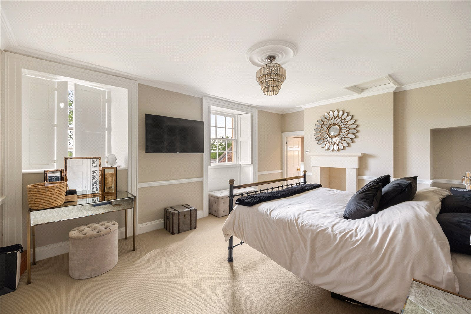 5 bedroom House for sale in Warmley, Bristol
