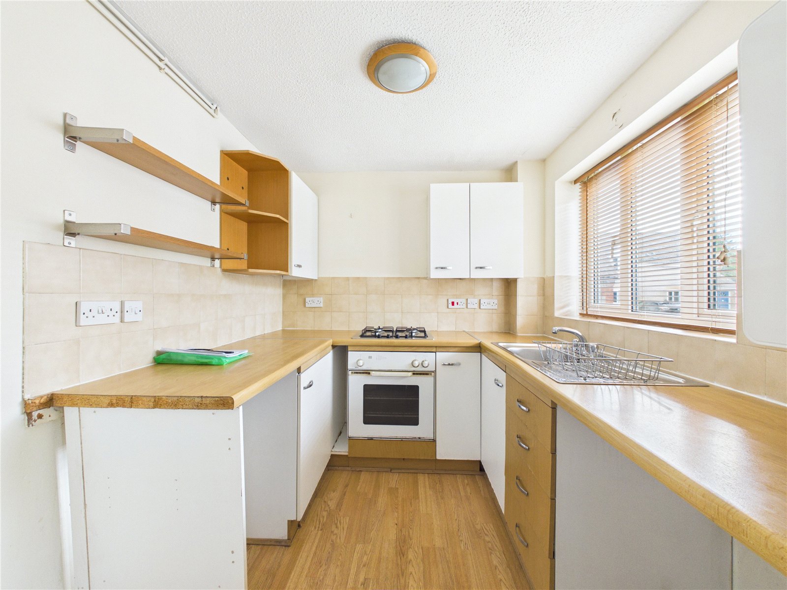 2 bedroom House for sale in Warmley, Bristol