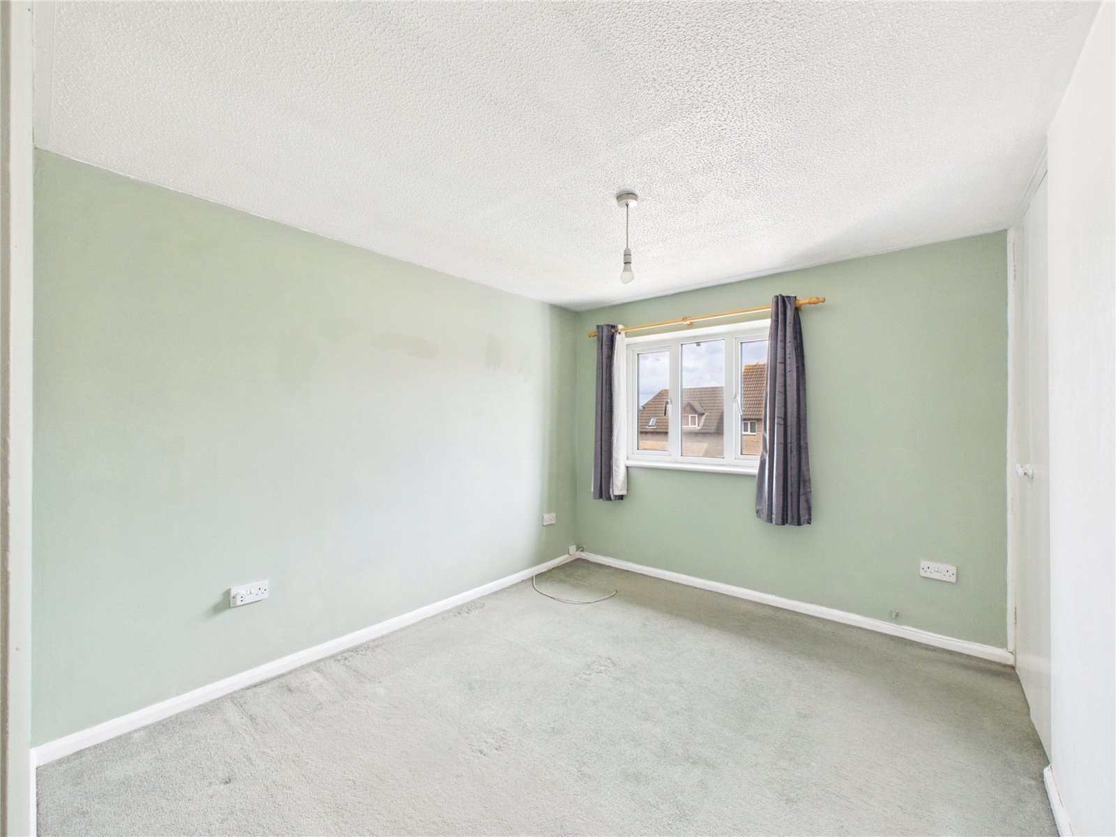2 bedroom House for sale in Warmley, Bristol