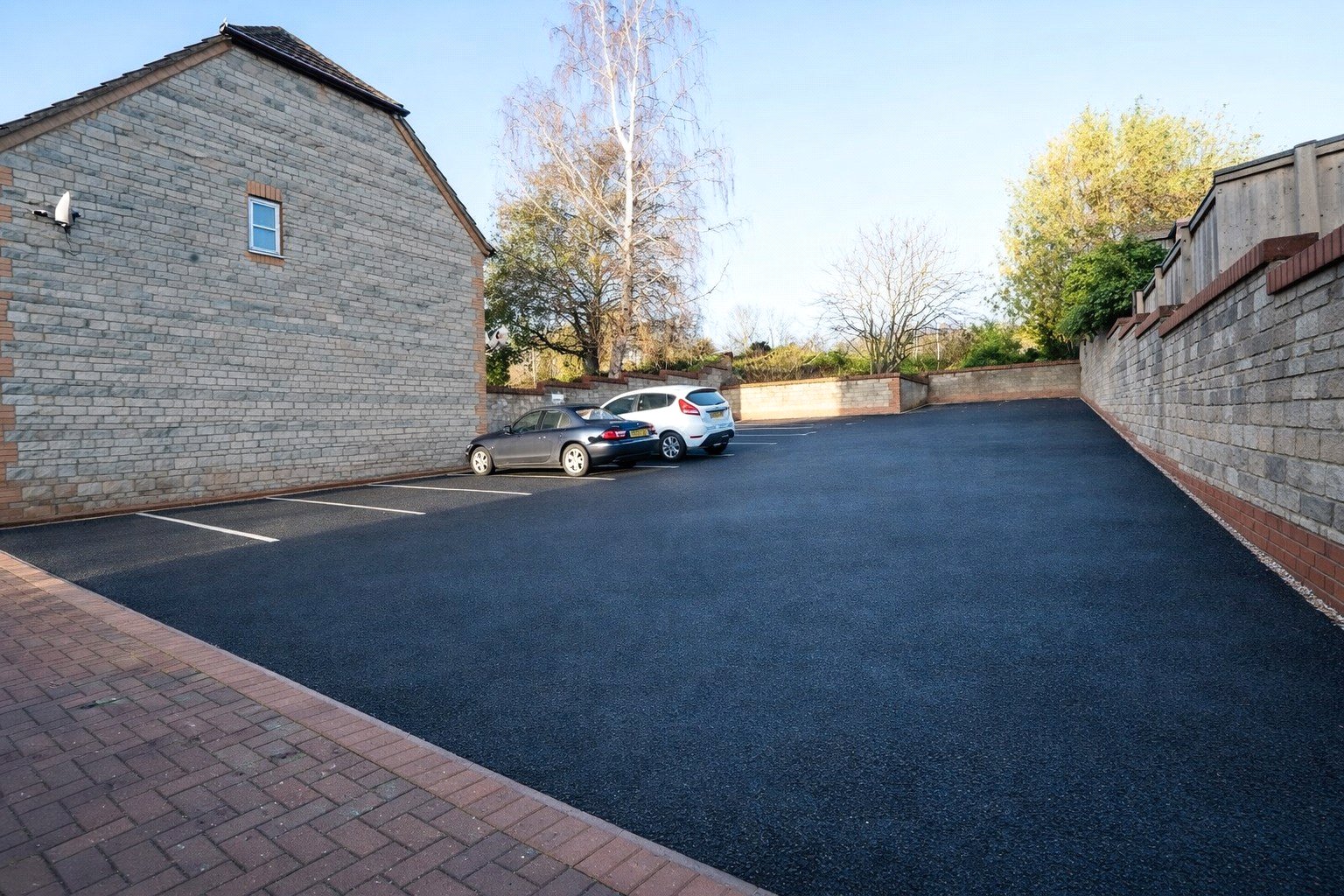 1 bedroom Flat for sale in Warmley, Bristol