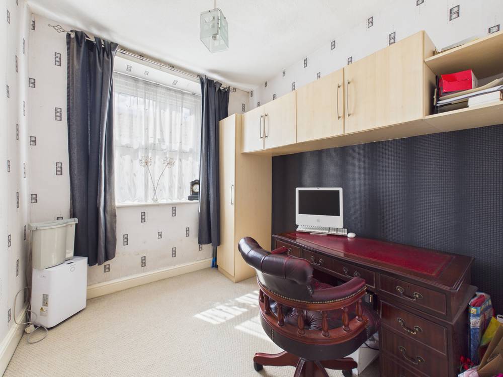 4 bedroom House for sale in Warmley, Bristol