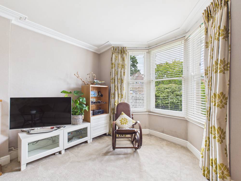 4 bedroom House for sale in Warmley, Bristol