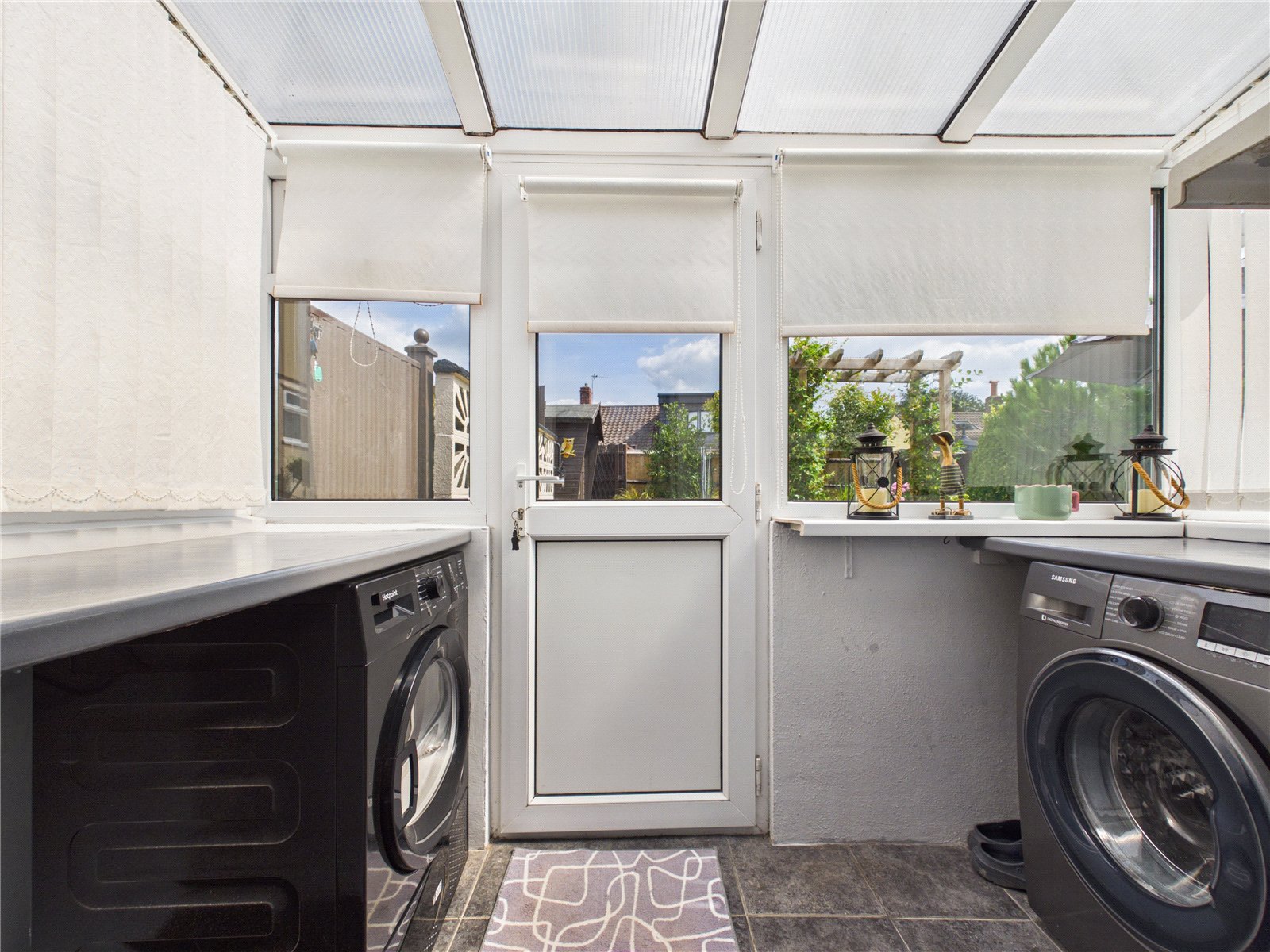 2 bedroom Bungalow for sale in Hanham, Bristol