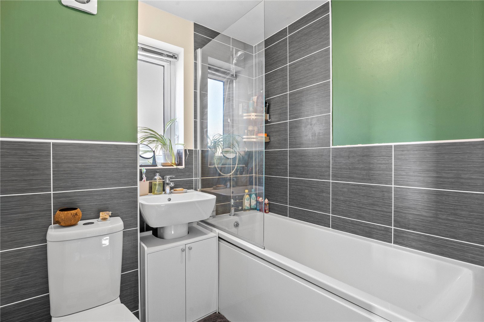 3 bedroom House for sale in Lyde Green, Bristol, Gloucestershire