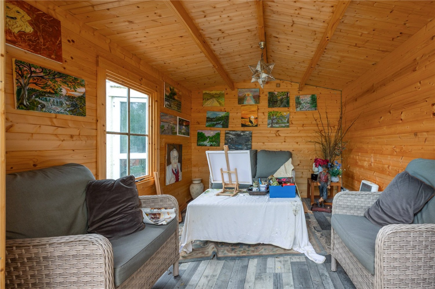 Pucklechurch, Bristol, South Gloucestershire