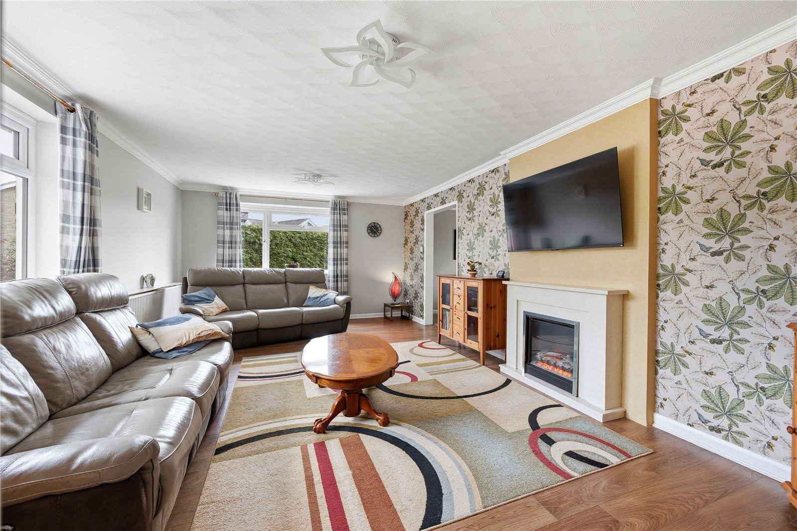 3 bedroom Bungalow for sale in Pucklechurch, Bristol, South Gloucestershire