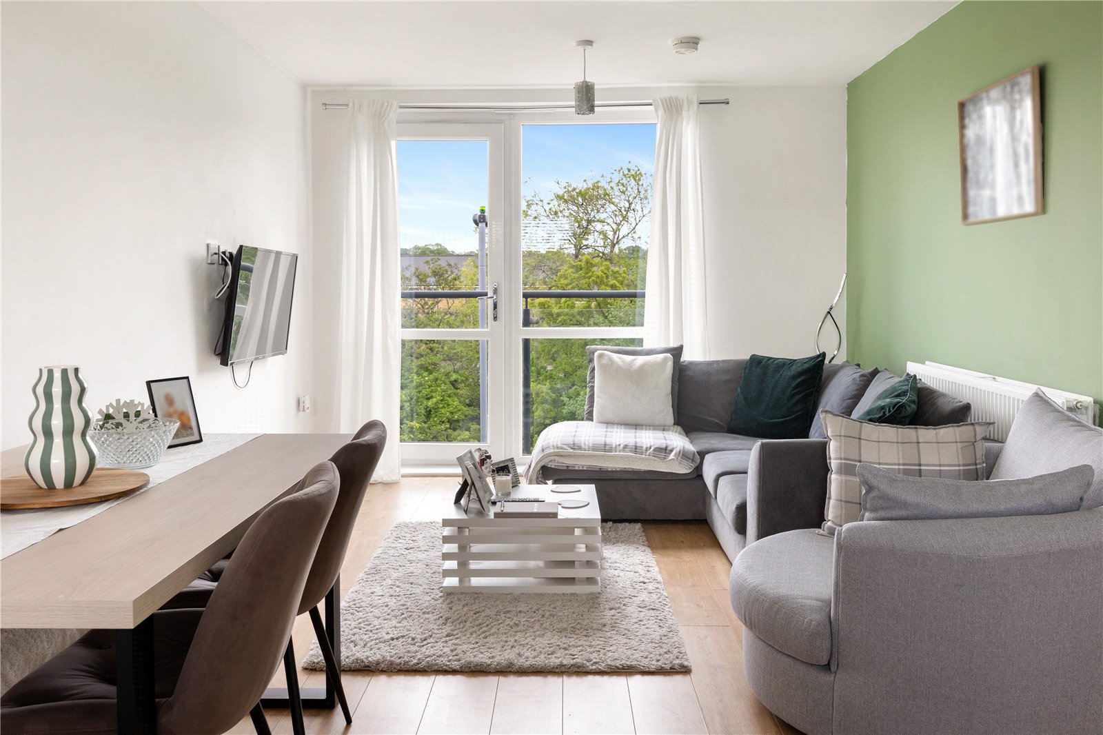 1 bedroom Flat for sale in Lyde Green, Bristol, Gloucestershire