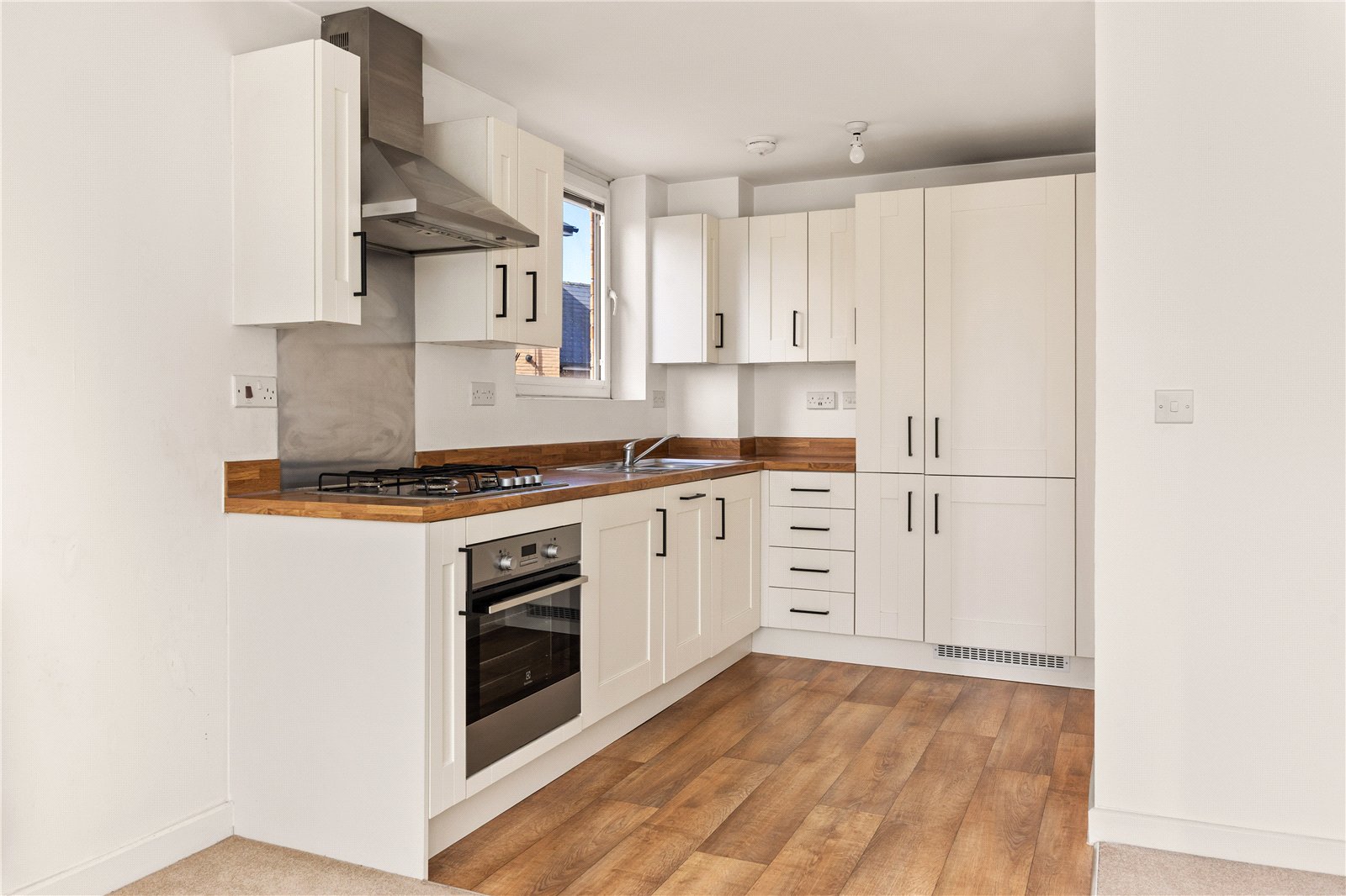 1 bedroom Flat for sale in Lyde Green, Bristol