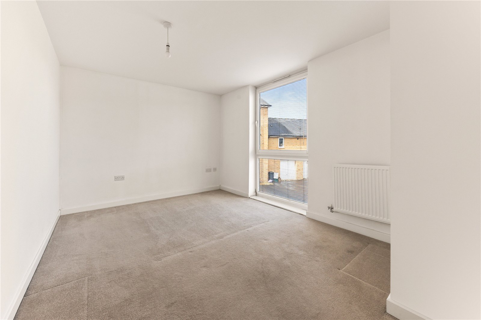 1 bedroom Flat for sale in Lyde Green, Bristol