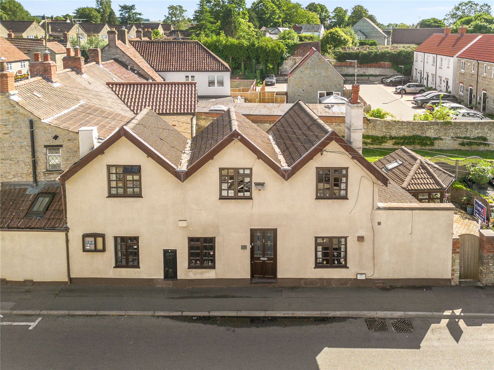 4 bedroom House for sale in Pucklechurch, Bristol, Gloucestershire