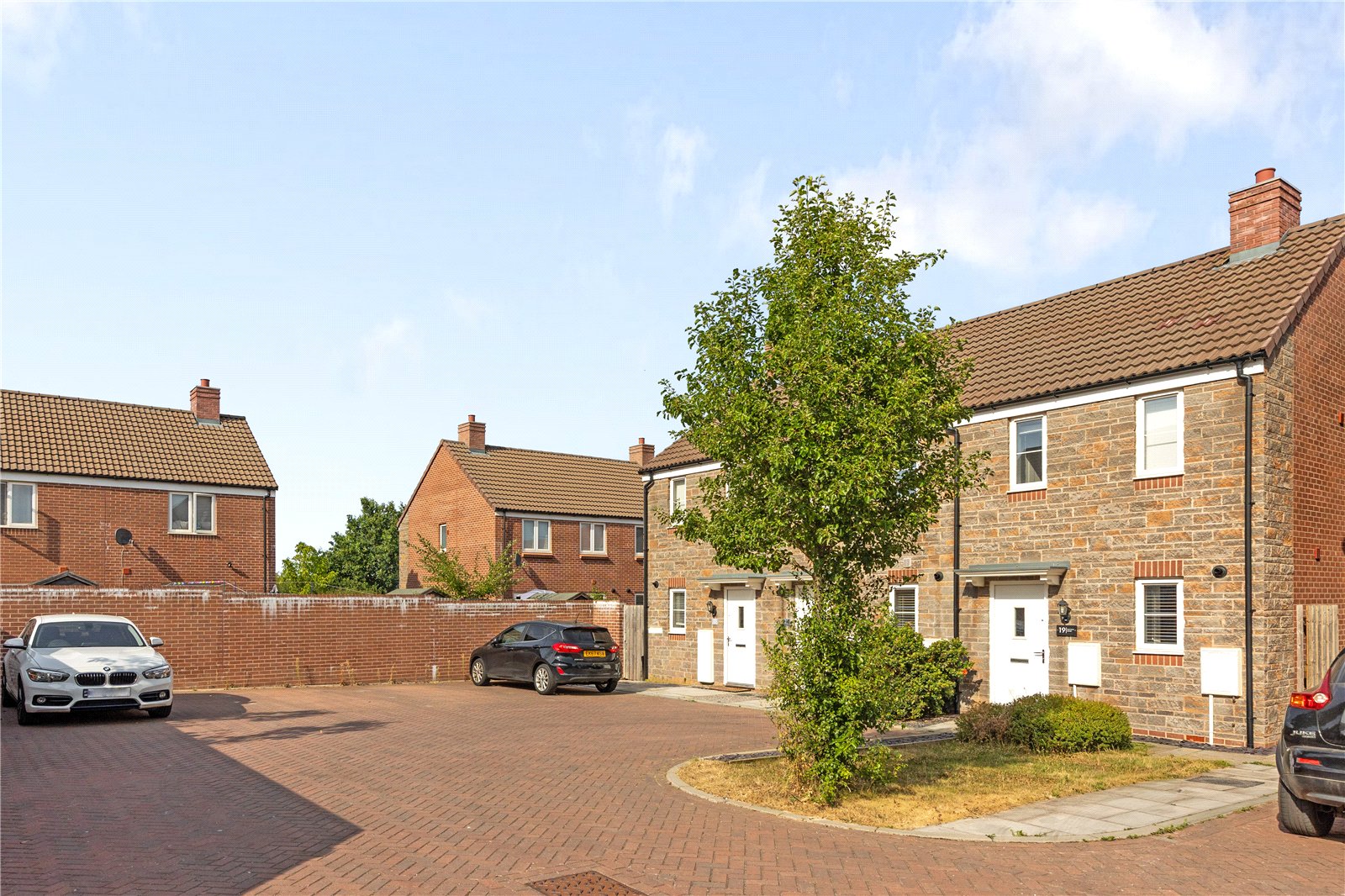 2 bedroom House for sale in Lyde Green, Bristol