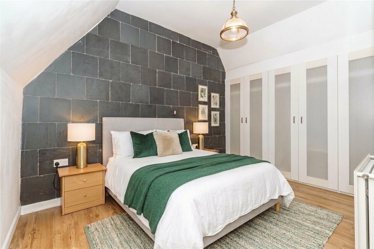 2 bedroom Flat to let in St. George, Bristol