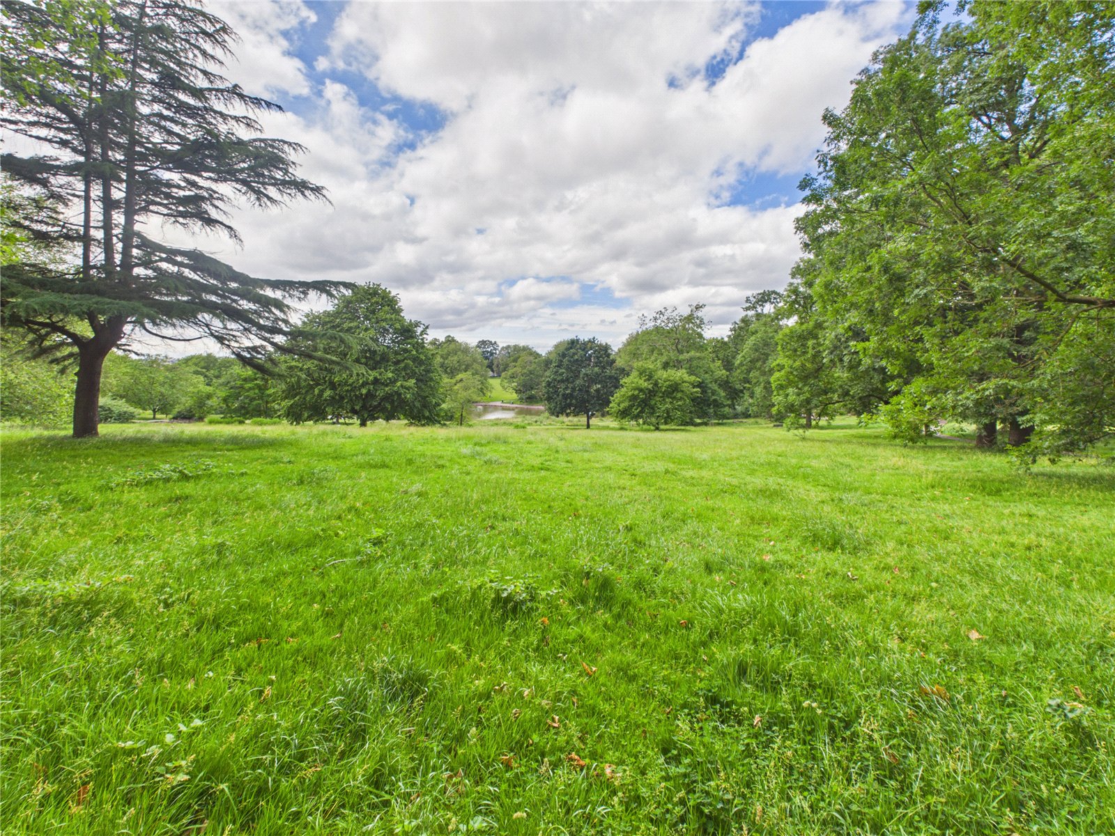 2 bedroom Flat for sale in St. George, Bristol