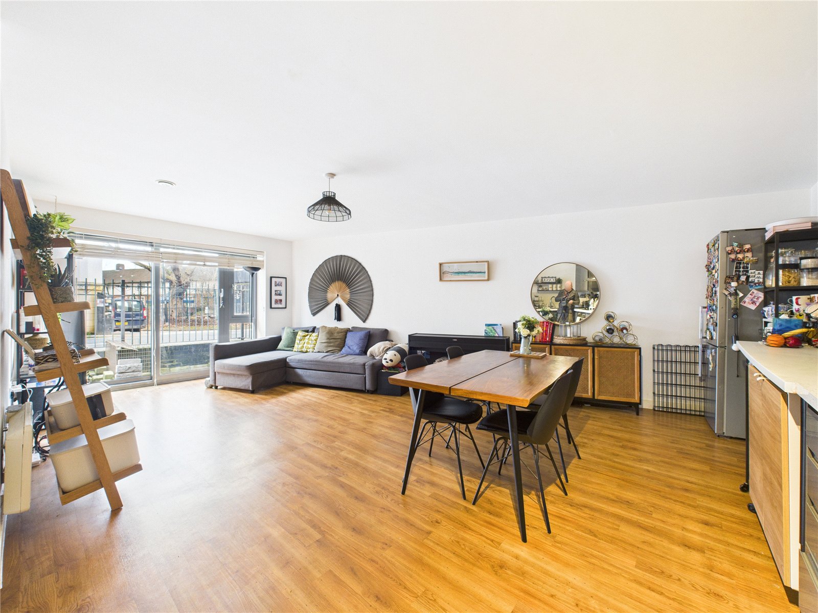3 bedroom Flat for sale in Bristol