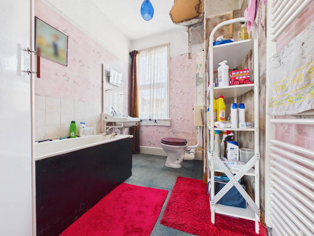 2 bedroom House for sale in St George, Bristol