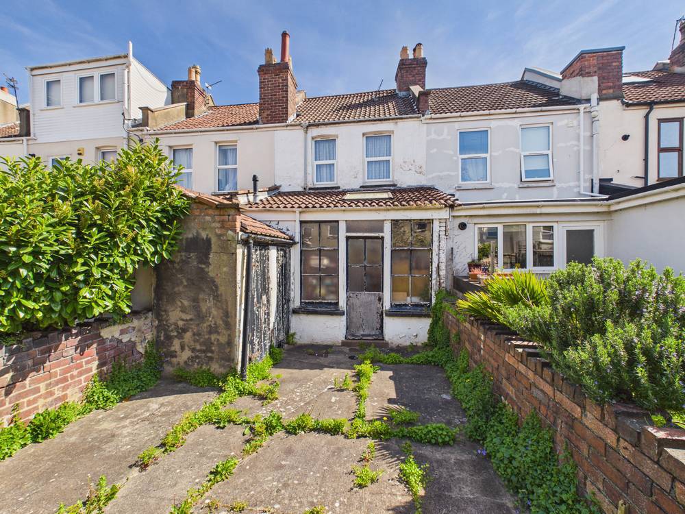 2 bedroom House for sale in St George, Bristol