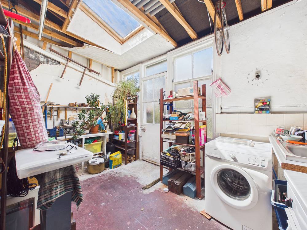 2 bedroom House for sale in St George, Bristol