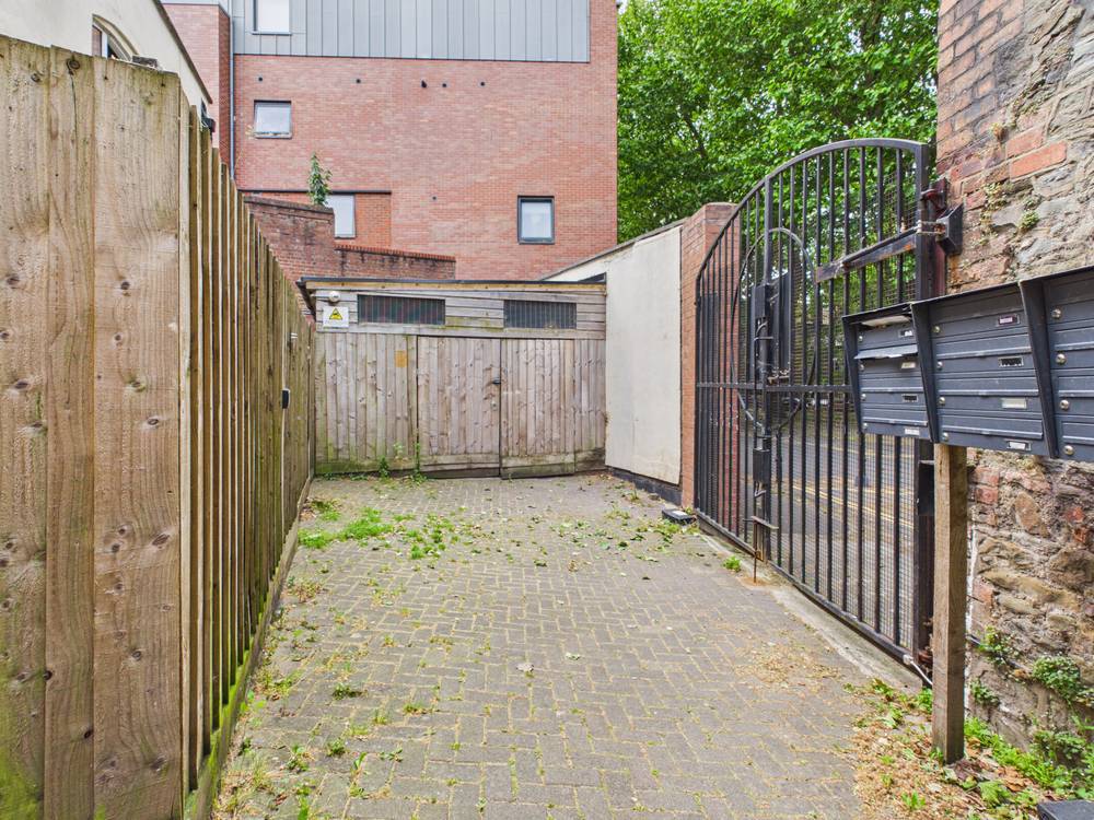 1 bedroom Flat for sale in Old Market, Bristol