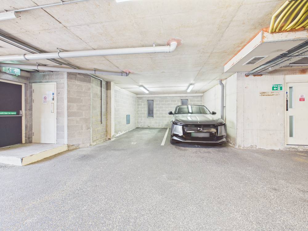 1 bedroom Flat for sale in St. George, Bristol