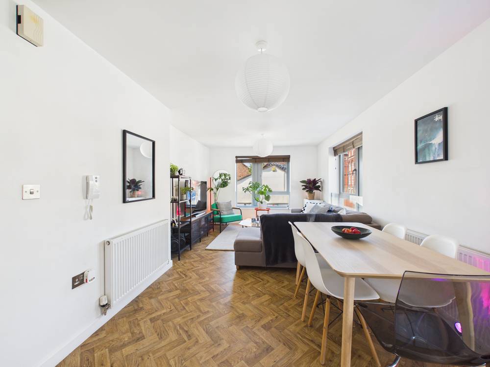 1 bedroom Flat for sale in St. George, Bristol
