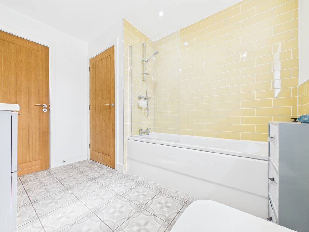 2 bedroom Flat for sale in Bristol