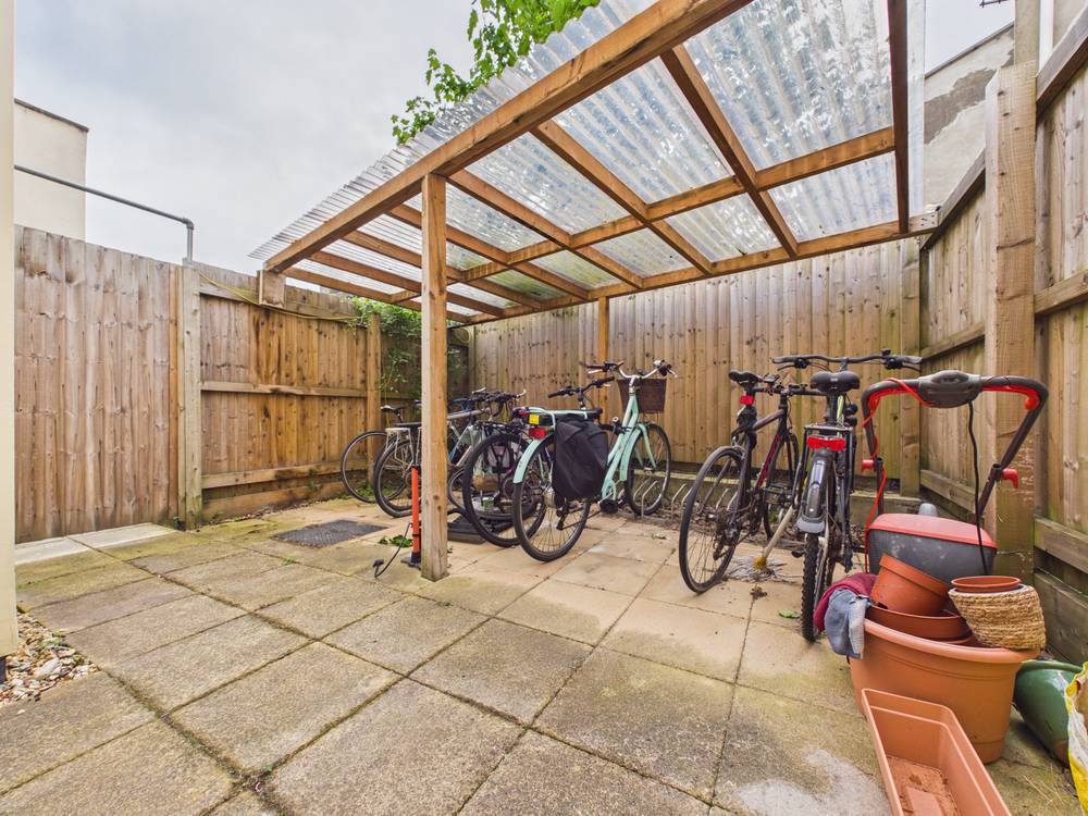 2 bedroom Flat for sale in Bristol