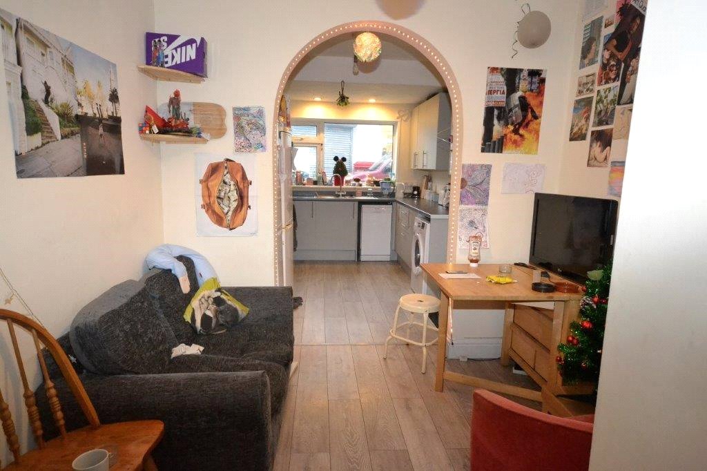 6 bedroom House to let in Southville, Bristol