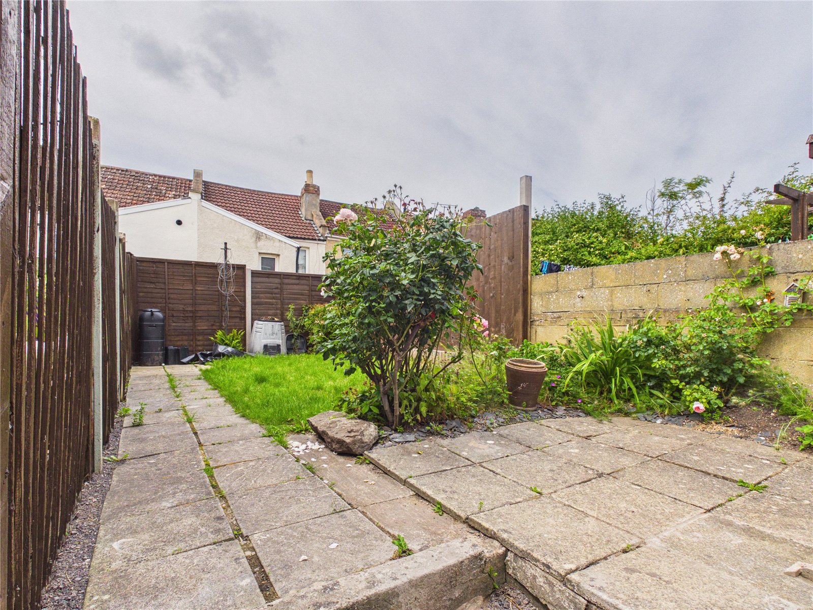 2 bedroom House to let in Southville, Bristol