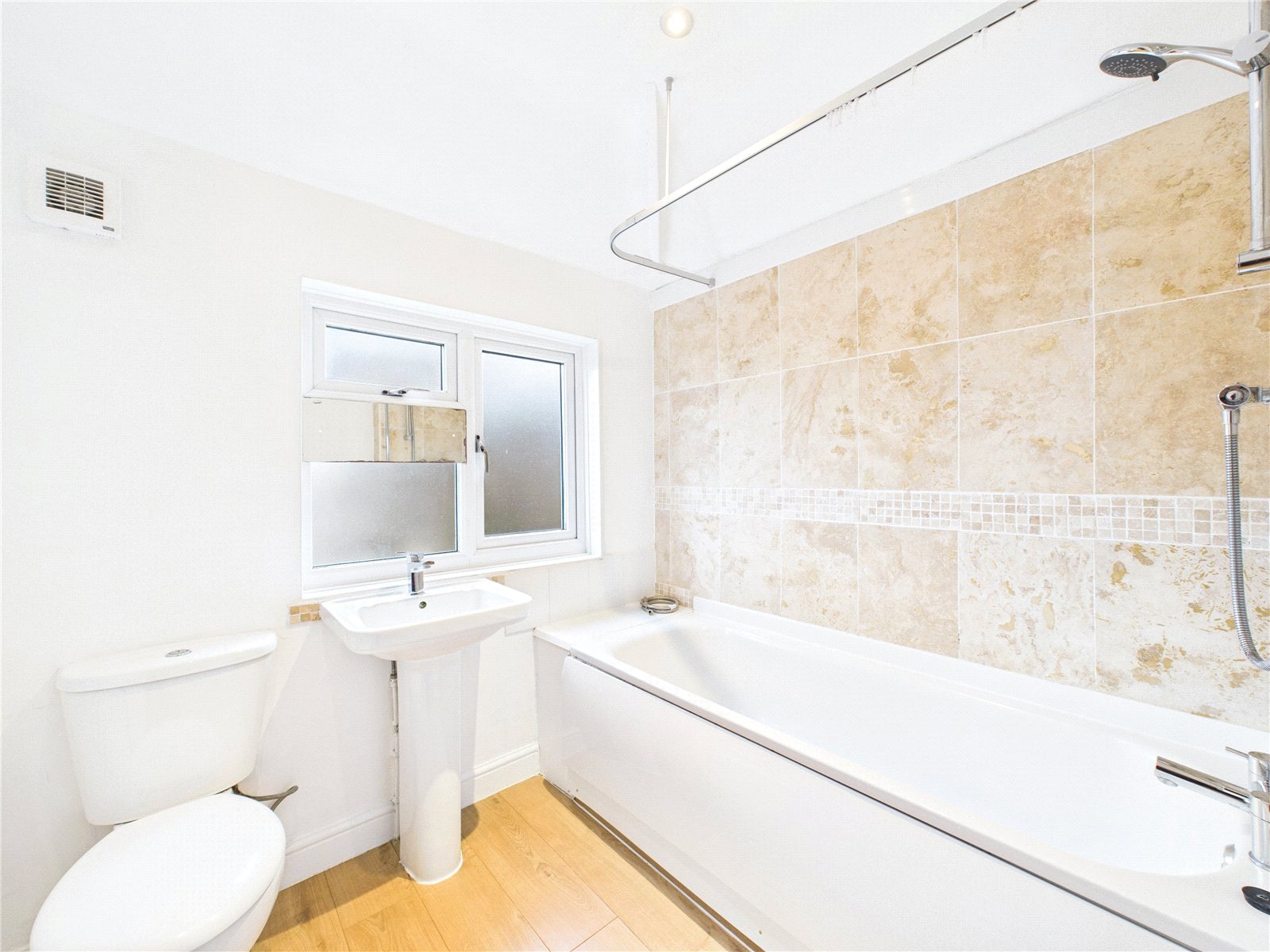 3 bedroom House to let in Bedminster, Bristol