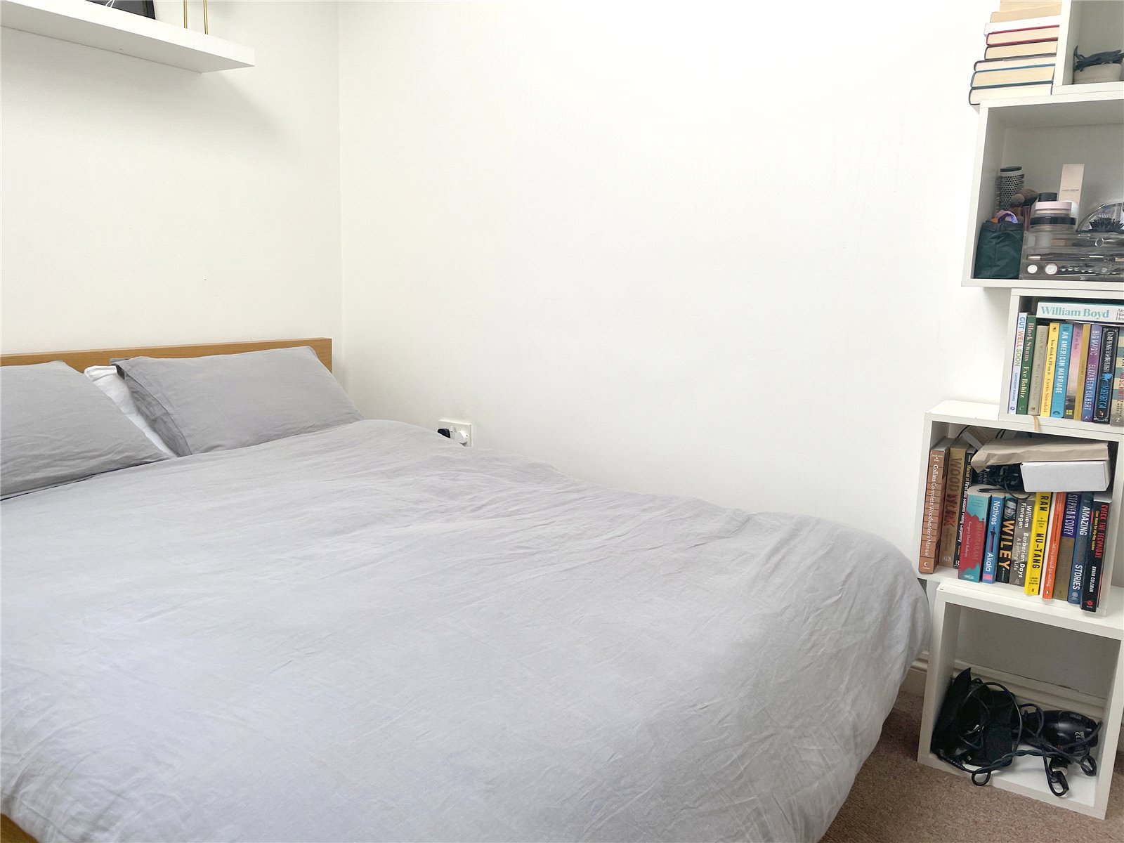 1 bedroom Flat to let in Brauton Road, Bristol