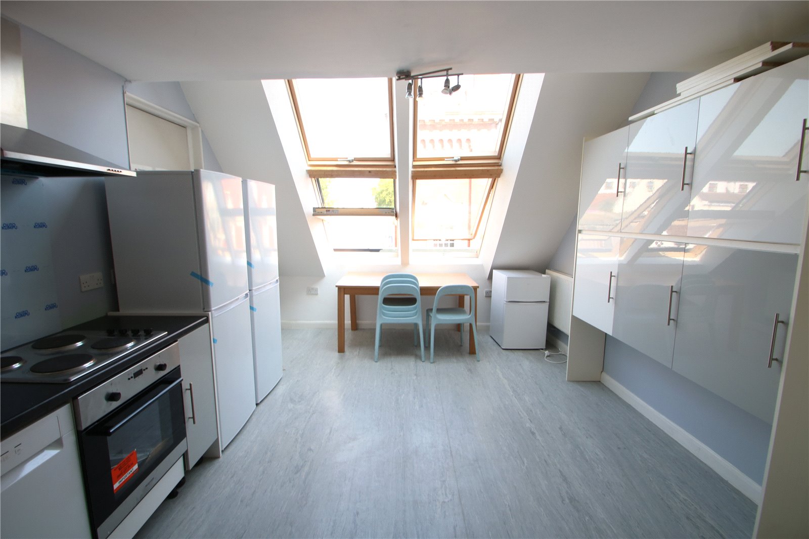 5 bedroom Flat to let in Bedminster, Bristol